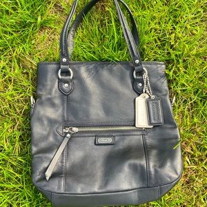 Vintage coach shoulder bag